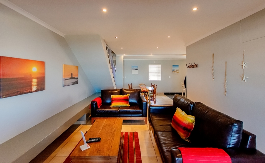 9 Bedroom Property for Sale in Shelley Point Western Cape